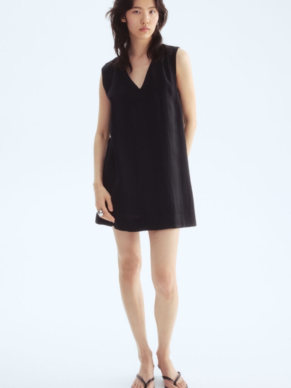H&M Black Mini V neck shift Dress M